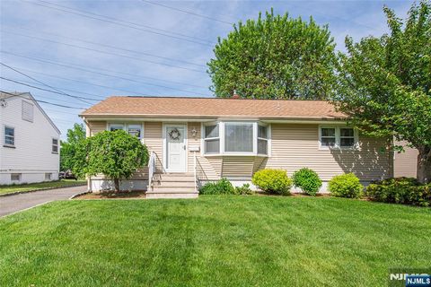 16 Joan Place, Clifton, NJ 07012 - MLS#: 25016140