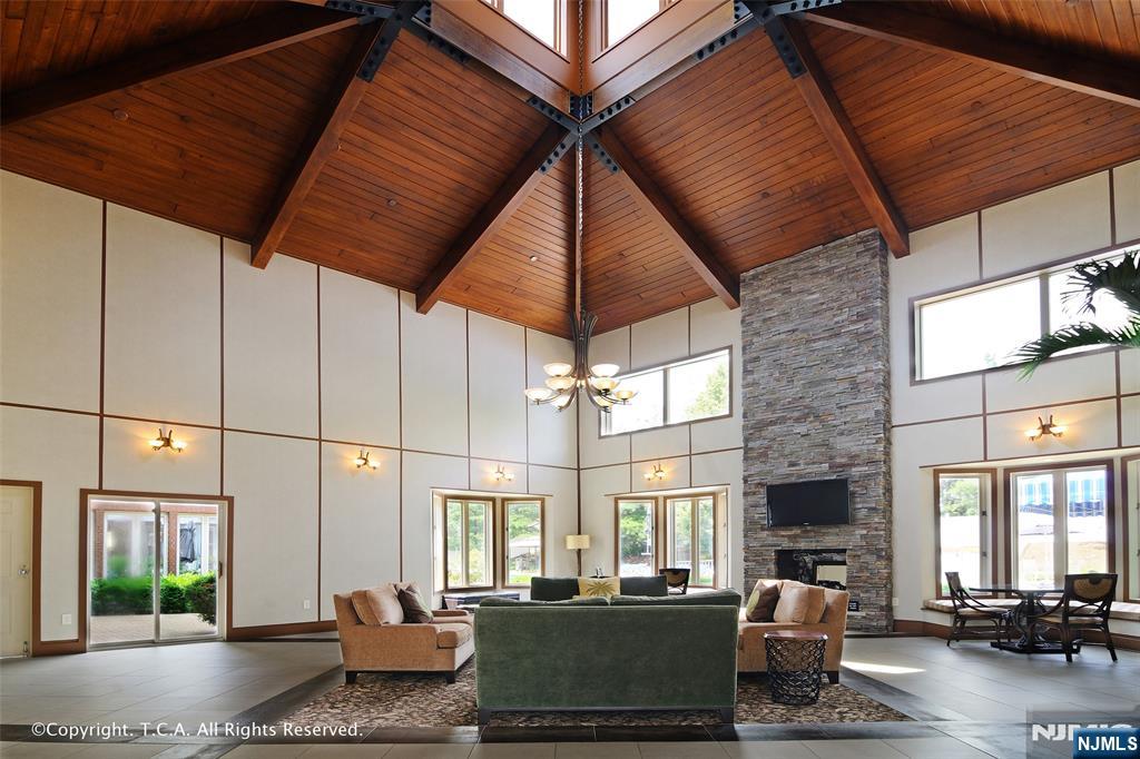 202 Jefferson Court 202