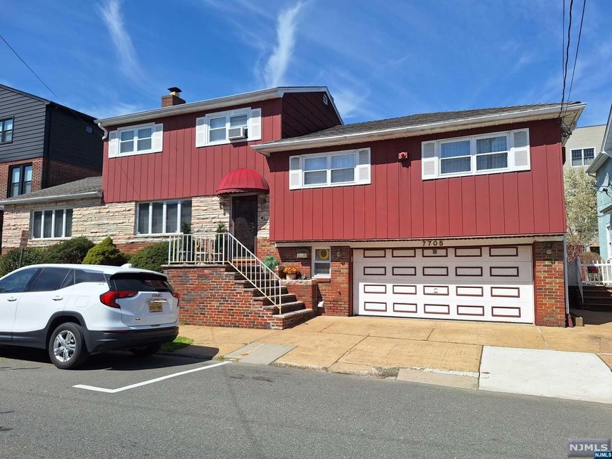 Great Two Family home perfect for someone looking to off set expenses .. This home is in great shape. This owner lives upstairs first floor vacant