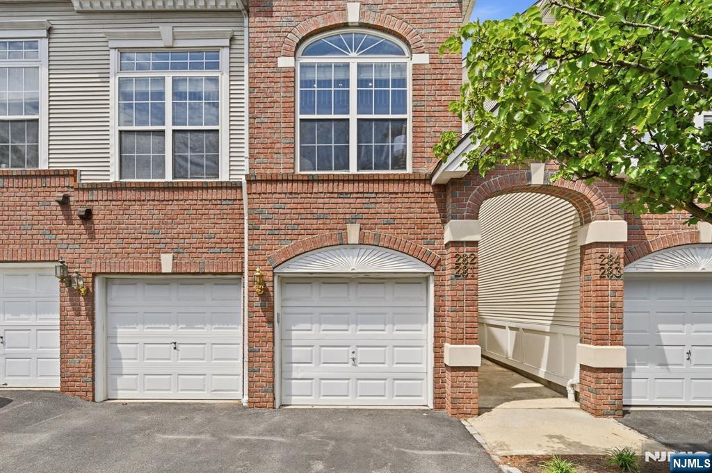 281 Riverwalk Way 160