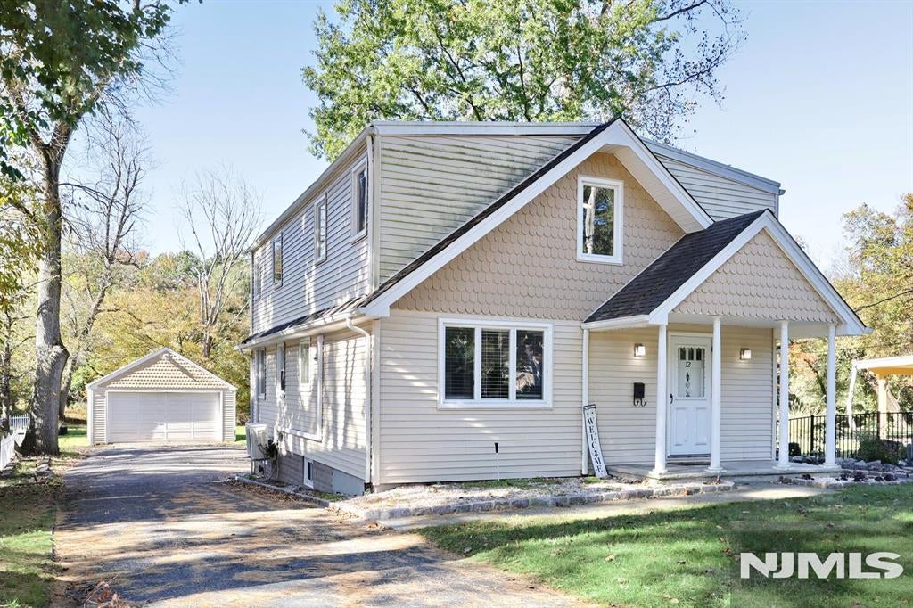 72 Grant Avenue