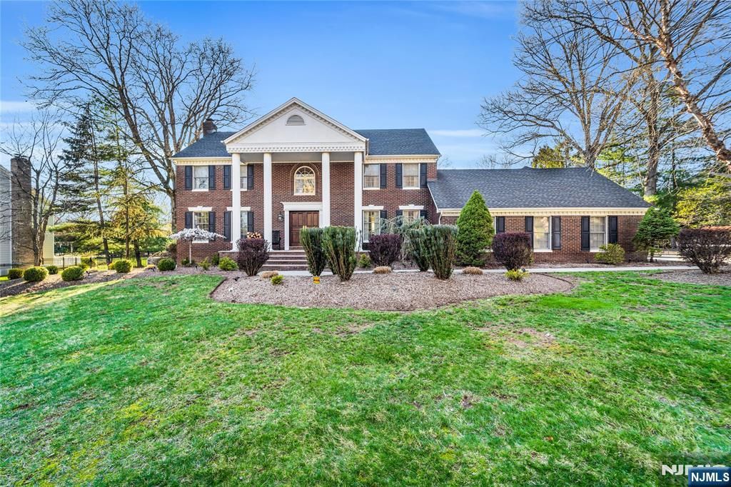 Photo of 7 Jean Court, Old Tappan, NJ 07675 (MLS # 26010003)