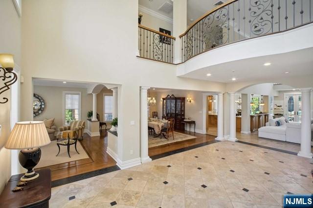 8 Willow Drive