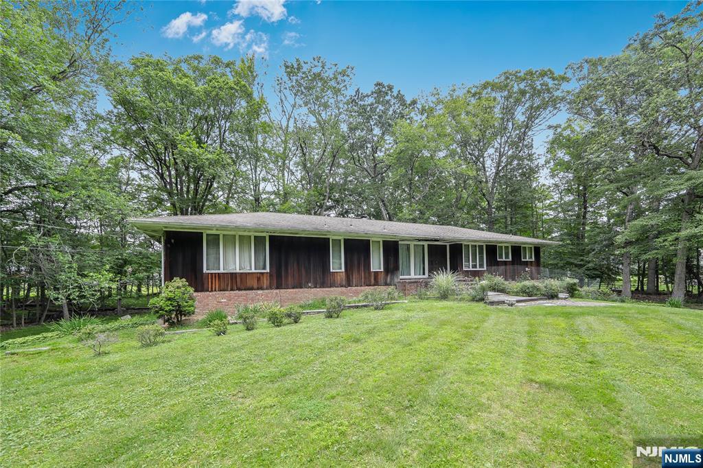 25 Stevenson Lane