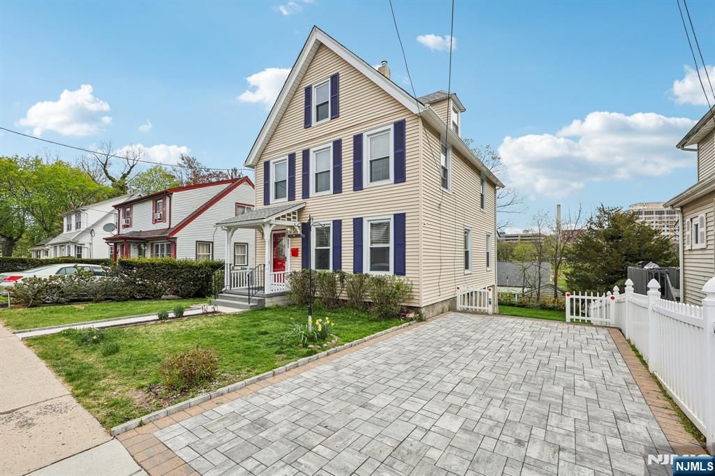 Photo of 365 Highland Street, Englewood, NJ 07631 (MLS # 26013369)