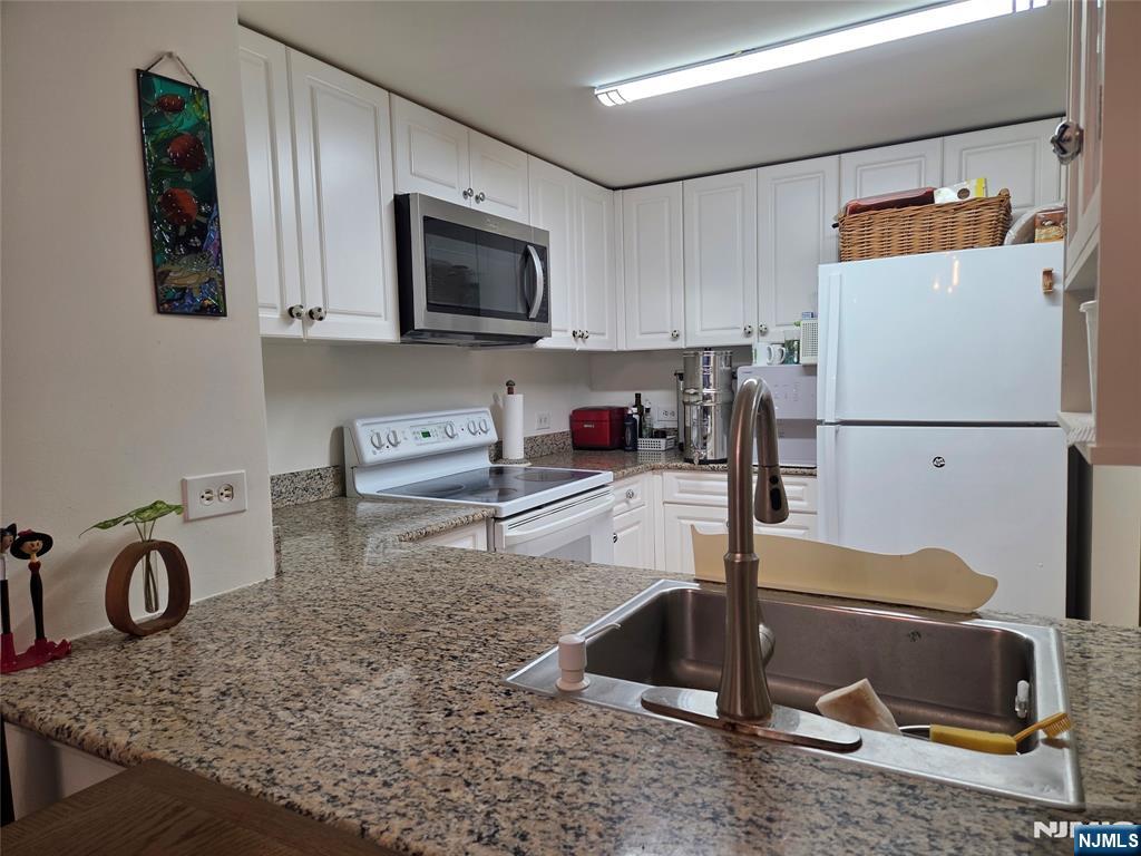 100 Old Palisade Road 803