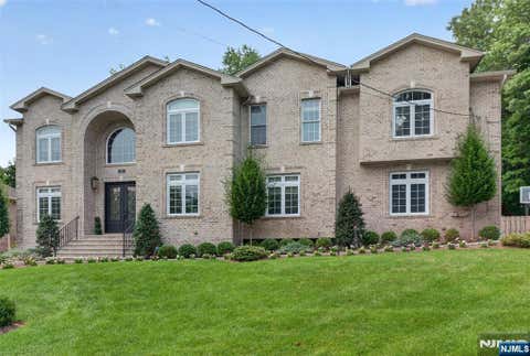 Photo of 80 Holland Avenue, Demarest, NJ 07627 (MLS # 26026630)