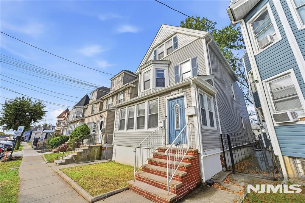 23 Cummings Street