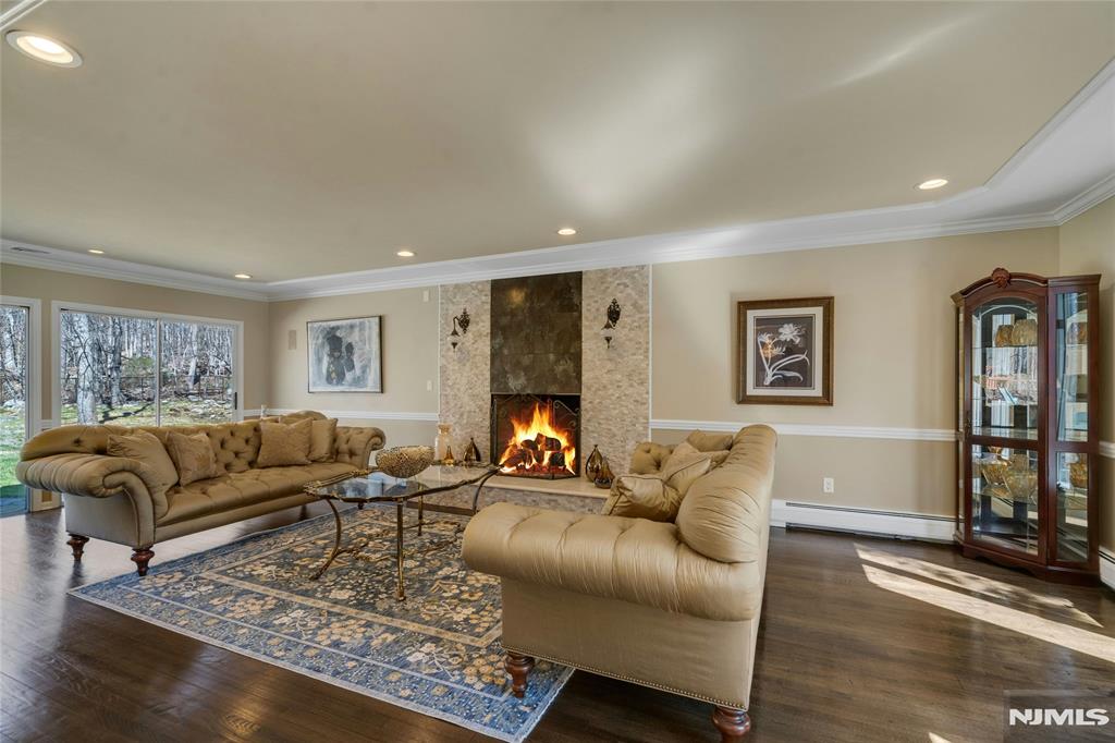 450 Saddle Back Trail