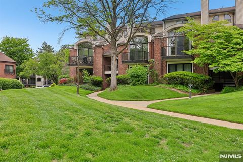 1 Peabody Court 1001 Teaneck NJ 07666
