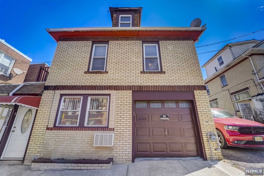 Savvy buyer alert! Don's miss this amazing opportunity to own a fabulous all brick, free standing 3-BR 1.5 bath Carriage house in the awesome Racetrack section of North Bergen. A beautiful freshly painted property w/spacious entry foyer, modern finishes illuminated by natural light & gorgeous wood floors. Let your imagination reach new heights as you prepare meals in your kitchen w/plenty of cabinets & open dining area. Spacious living room, half bath, utility & access to your fantastic attached garage. Second level oasis; primary BR w/private terrace access to enjoy endless outdoor possibilities & access to finished walkup attic to accommodate a variety of design ideas. Two additional bedrooms, closets, gorgeous updated bath w/spa shower & laundry. Convenient location near James J. Braddock North Hudson County Park, a 167-acre lakefront-park w/spectacular NYC views, a dog run, sport facilities & trails. NYC transportation a block away for a seamless commute. You'll fall in love!