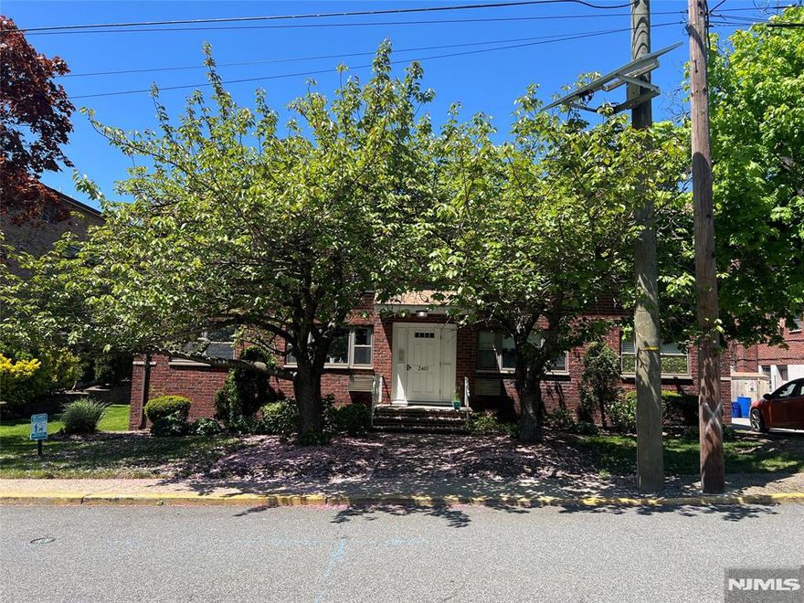 Welcome to Park Terrace! This charming 1-bedroom unit offers hardwood floors throughout, a spacious living area with park views, a well-appointed kitchen with new appliances, and a peaceful bedroom with a walk-in closet. Enjoy amenities such as heat, hot water, and one assigned parking space included in the rent. Take advantage of the park's tennis courts and outdoor spaces. Easy commute to NYC. 1st month's rent, 1.5 months' security deposit. Non-refundable move-in fee of $150. Schedule your viewing today!