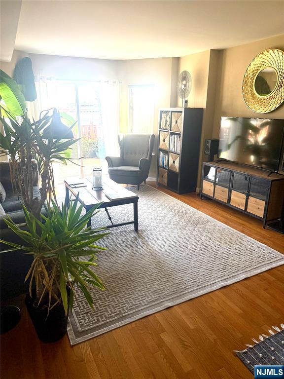 102 Nelson Court O102