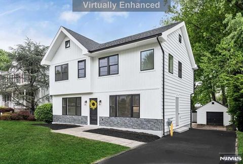 895 Spring Valley Road Maywood NJ 07607