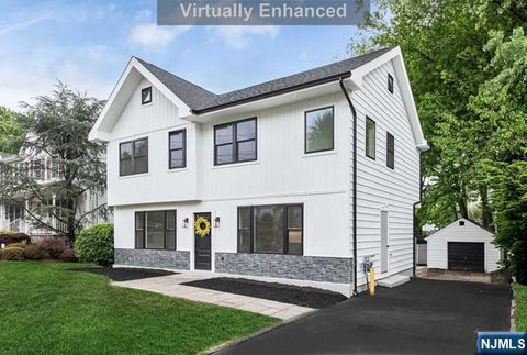 895 Spring Valley Road Maywood NJ 07607