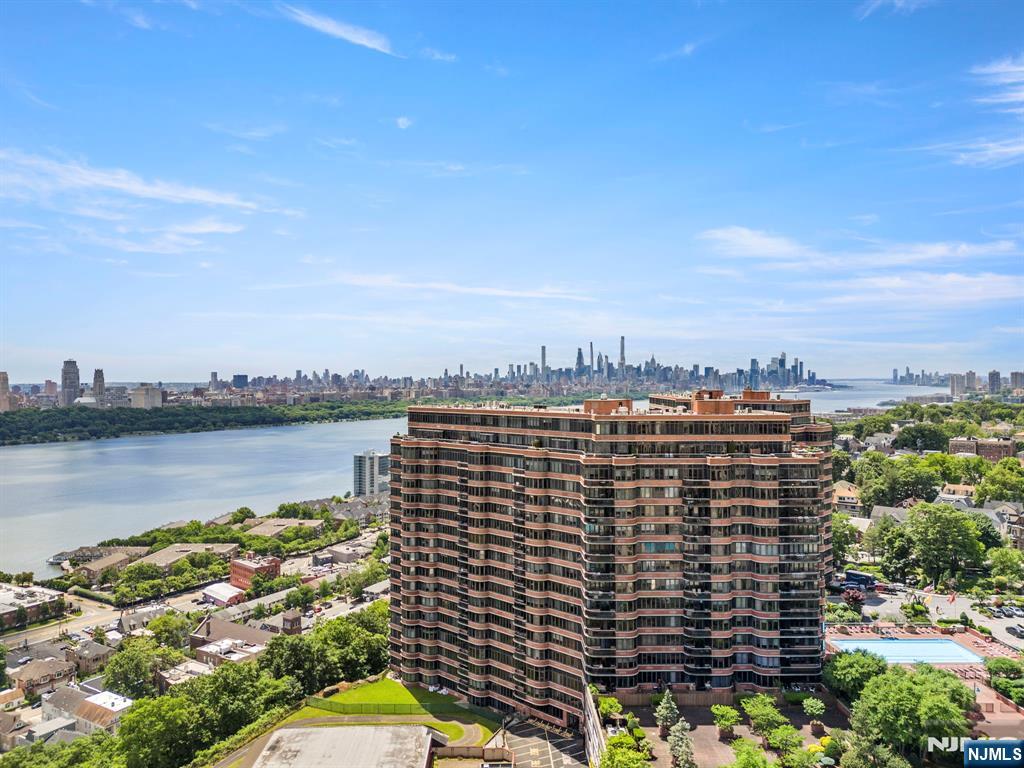 100 Carlyle Drive 12K-S