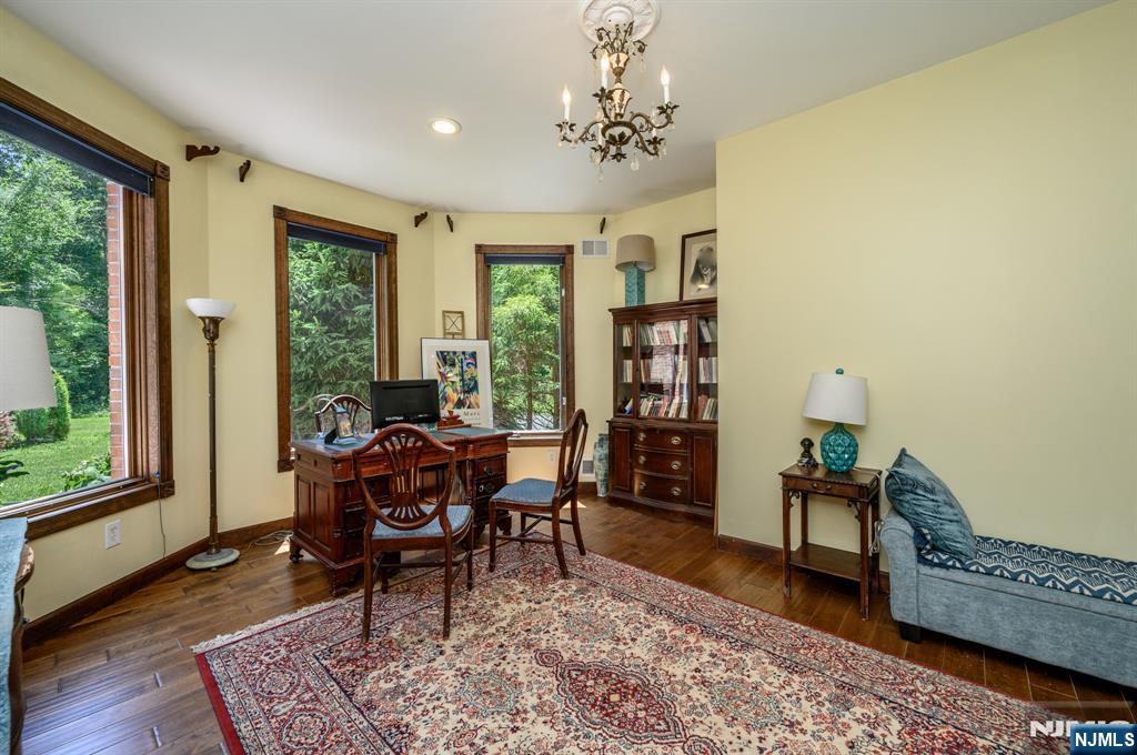 27 Mountainview Drive