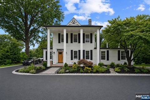 Photo of 415 Lincoln Avenue, Glen Rock, NJ 07452 (MLS # 26032668)