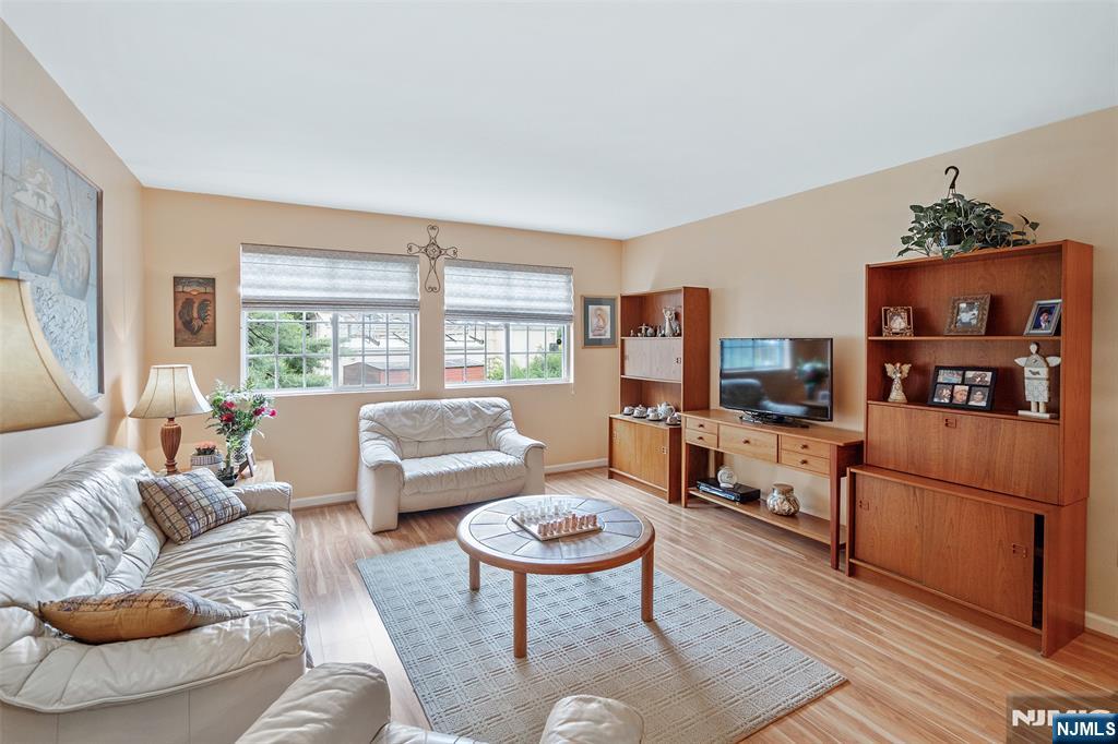 199 Union Avenue 1F