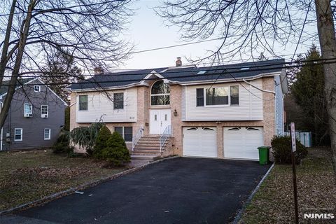 440 Holly Avenue Paramus NJ 07652