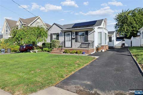 Photo of 223 Berdan Avenue, Fair Lawn, NJ 07410 (MLS # 26031858)