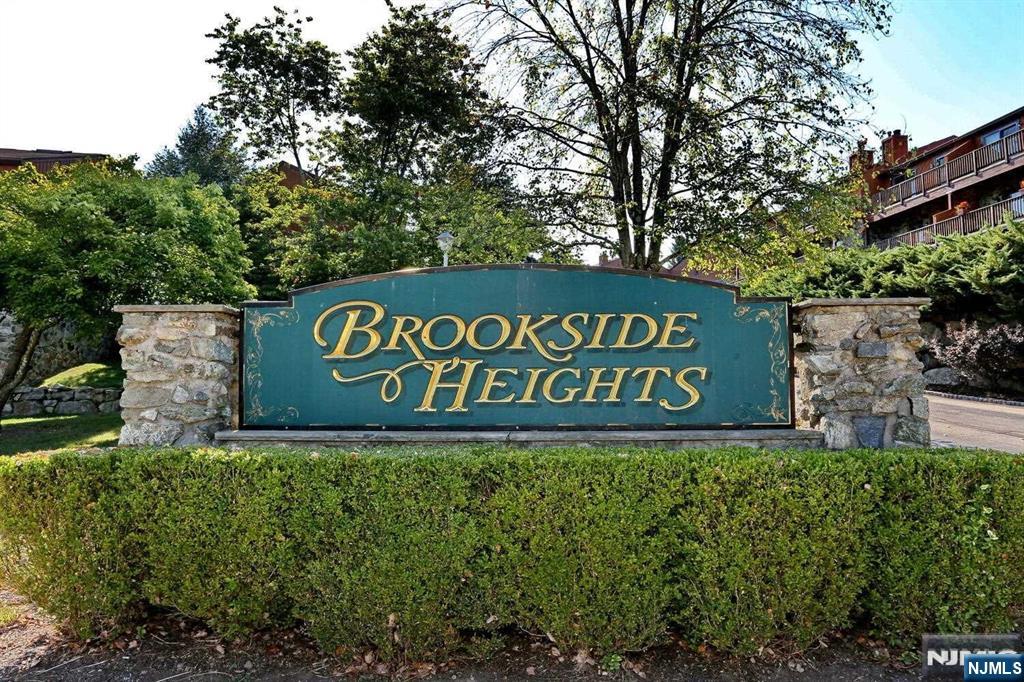 Property for Sale at 11 Brookside Hts, Wanaque, New Jersey - Bedrooms: 2 
Bathrooms: 3  - $459,900