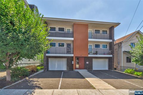 Photo of 148 Oakwood Avenue #A, Cliffside Park, NJ 07010 (MLS # 26026396)