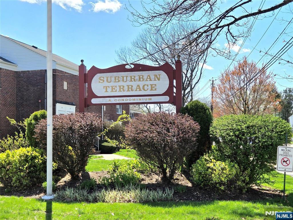 479 Maple Hill Drive 42