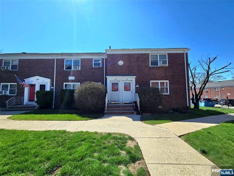 479 Maple Hill Drive 42 Hackensack NJ 07601