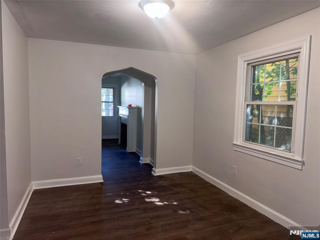 327 Knickerbocker Road