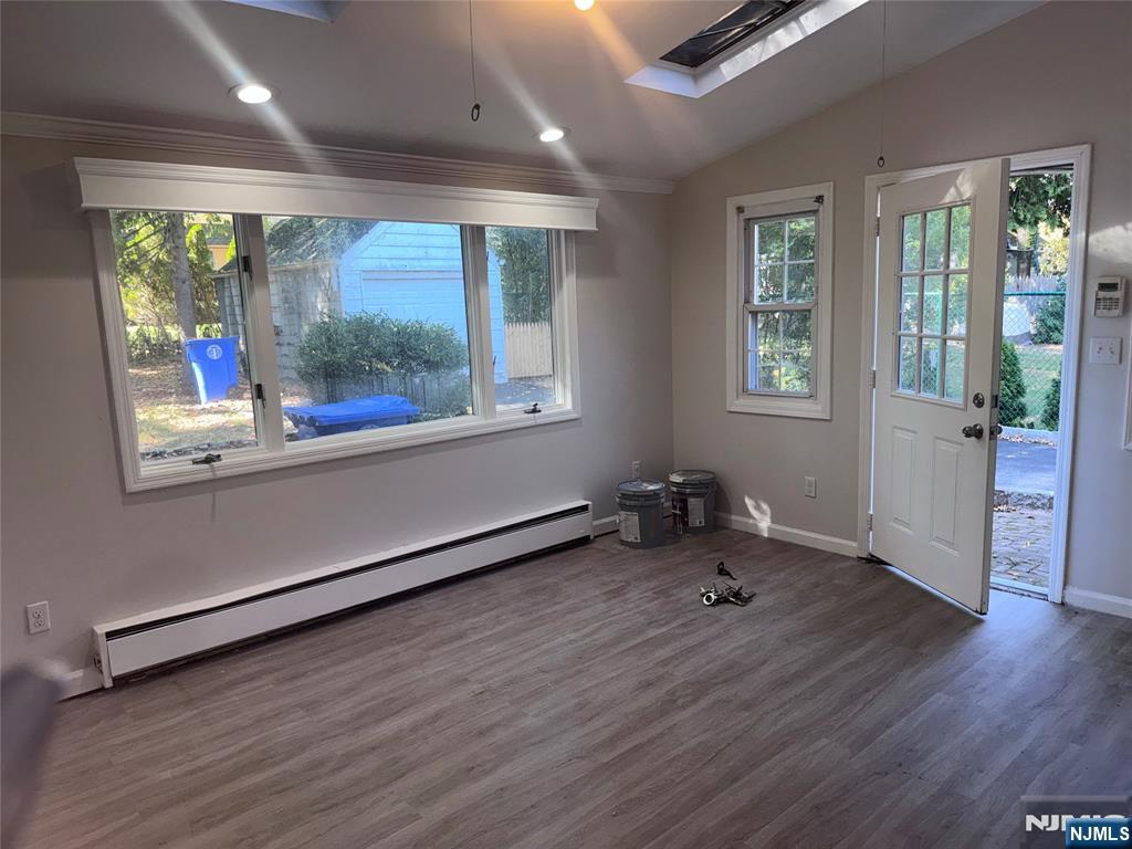 327 Knickerbocker Road