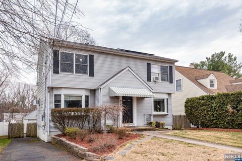 726 5th Avenue River Edge NJ 07661