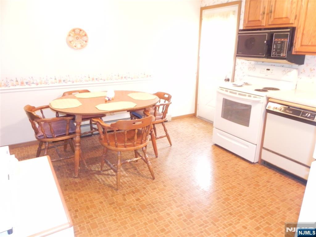 453 Liberty Street 14