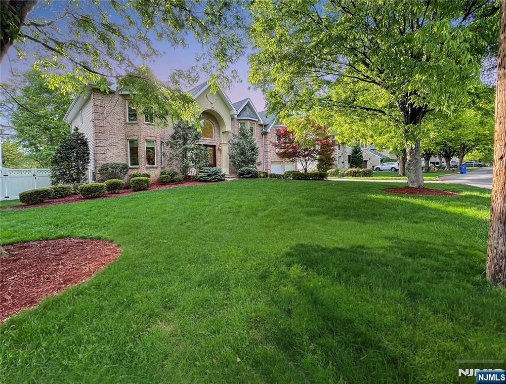 Photo of 445 Nevada Street, Paramus, NJ 07652 (MLS # 26018421)
