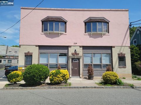 Photo of 209 Cooper Avenue #Suite 7, Montclair, NJ 07043 (MLS # 26011465)