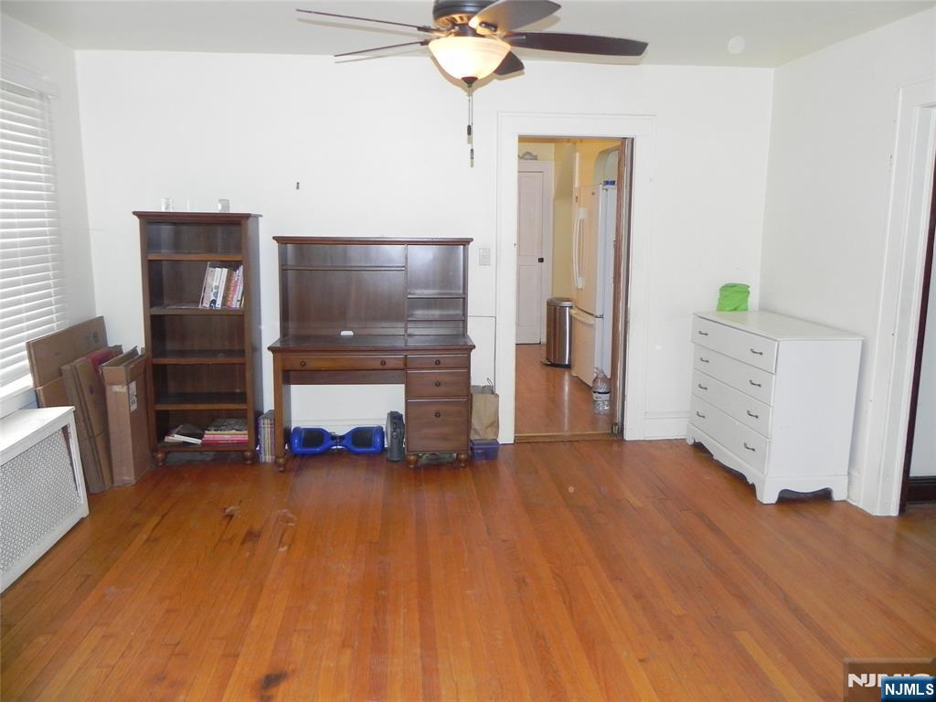 16-14 Kipp Street