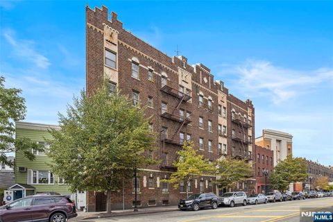 821 Bergen Avenue D1 Jersey City NJ 07306