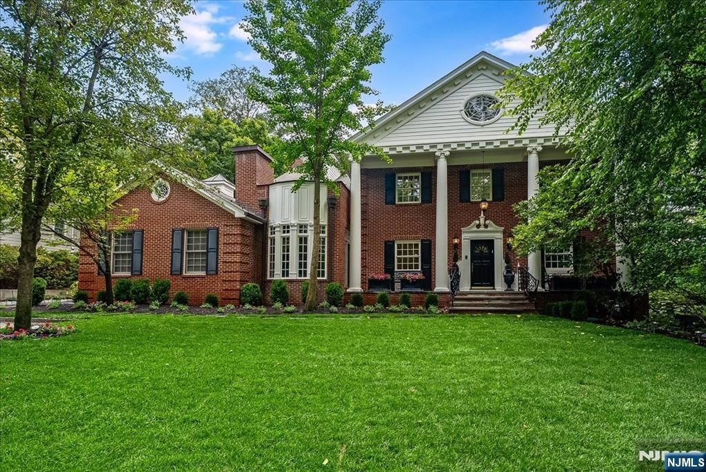 Photo of 294 Oakwood Road, Englewood, NJ 07631 (MLS # 25022002)