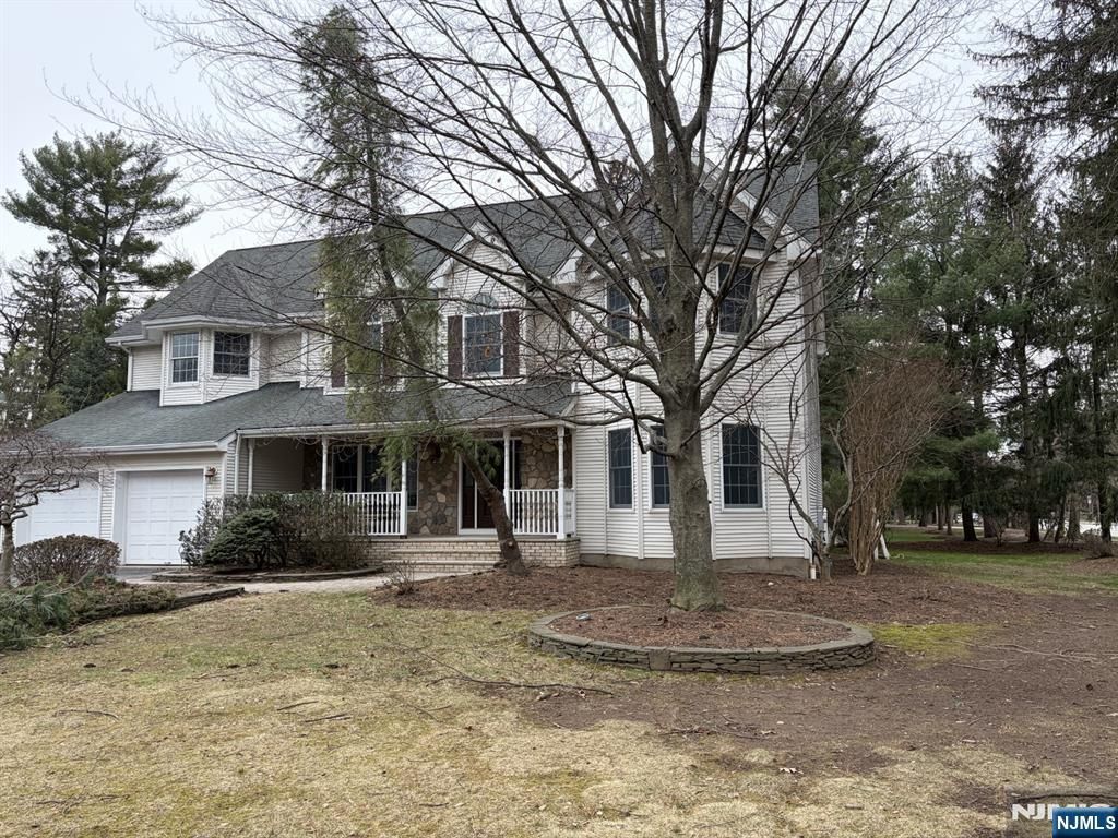 Photo of 601 Haring Farm Ct, River Vale, NJ 07675 (MLS # 26007244)