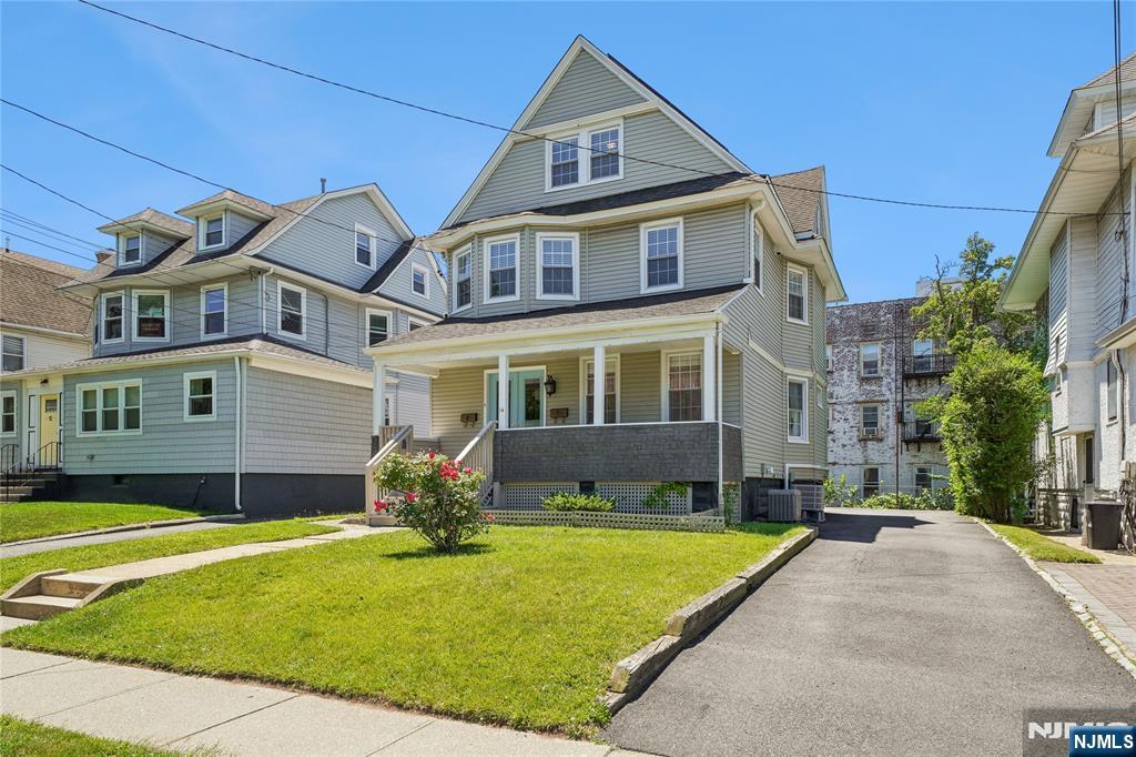14 Grove Terrace