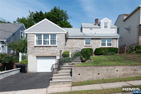 Photo of 722 7th Street, Carlstadt, NJ 07072 (MLS # 26029948)