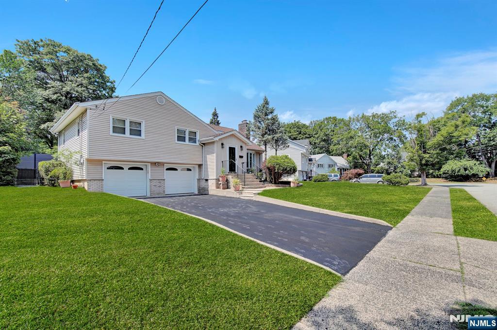 318 Willow Court