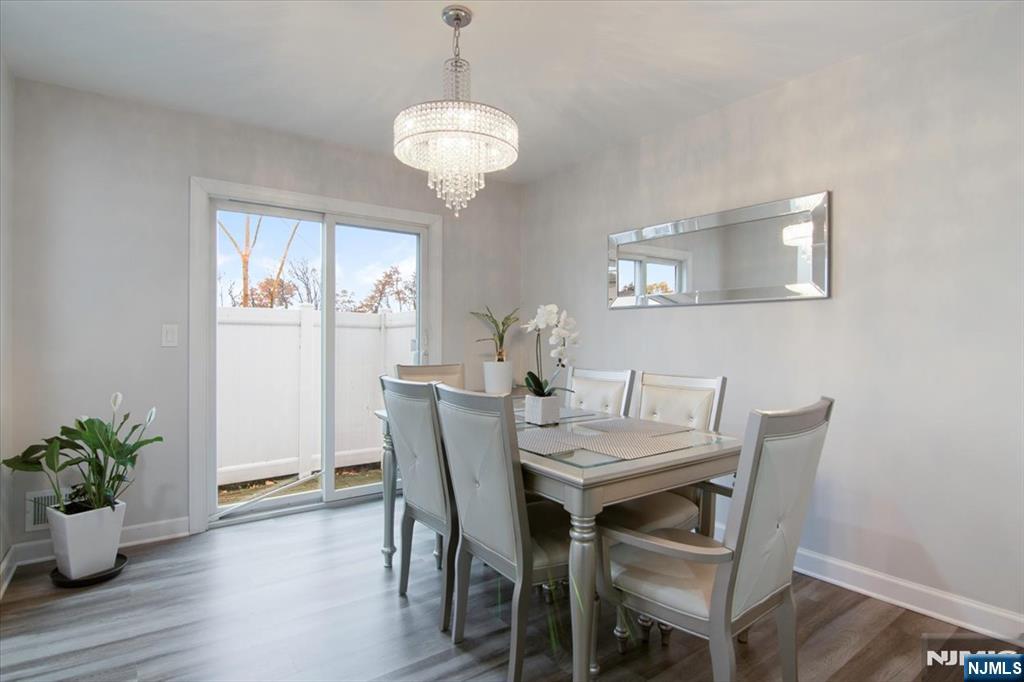 471 N Midland Avenue 10