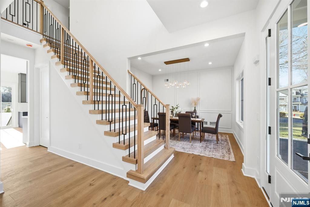 Photo of 4 Maplewood Drive, Livingston, NJ 07039 (MLS # 25042446)