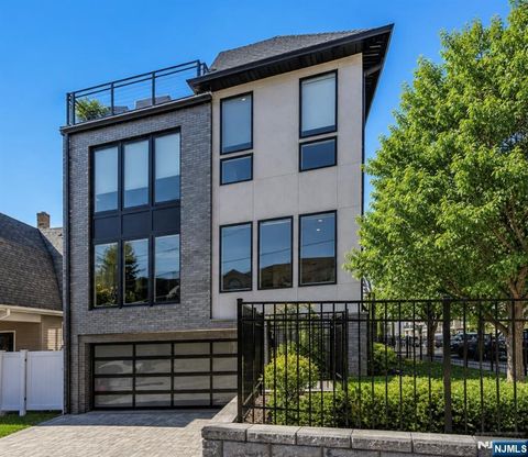 Photo of 38 Hilliard Ave #1, Edgewater, NJ 07020 (MLS # 26015535)