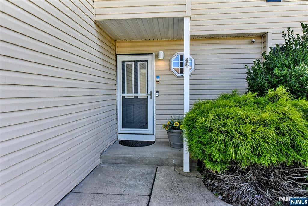 61 Ocean Gate Avenue
