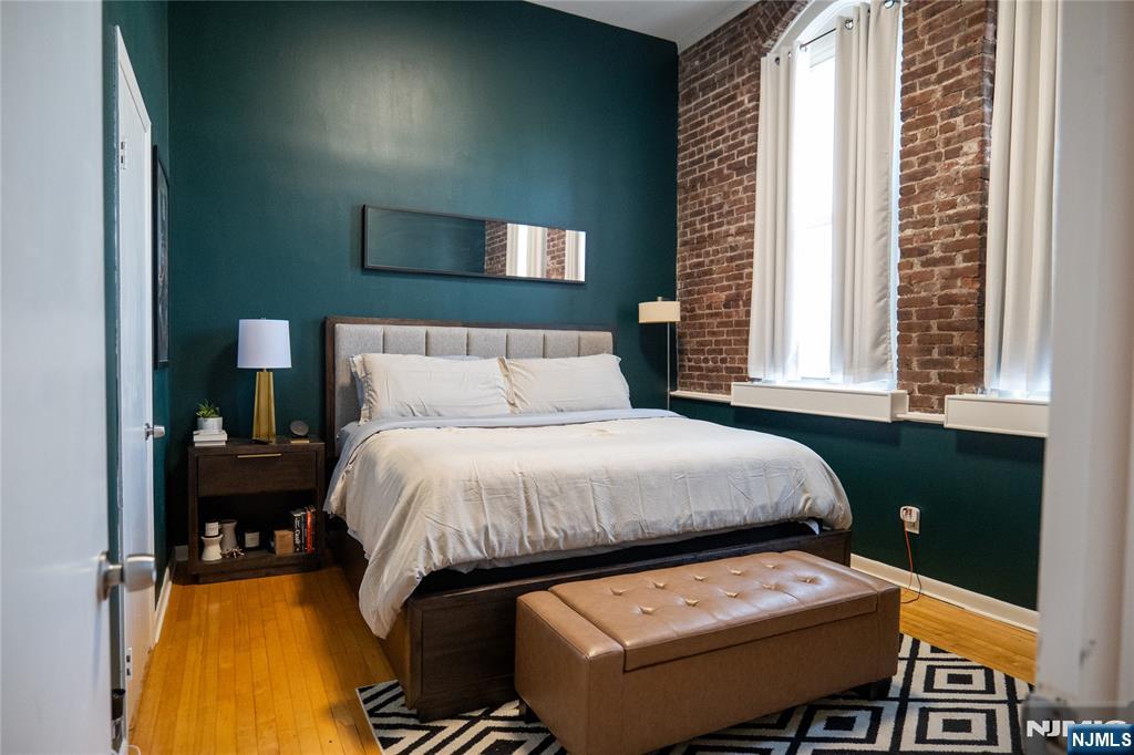 Orange, New Jersey 07050, United States, 2 Bedrooms Bedrooms, ,1 BathroomBathrooms,Residential,Pending,122500