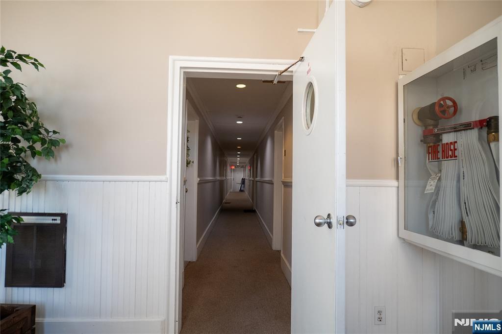 Orange, New Jersey 07050, United States, 2 Bedrooms Bedrooms, ,1 BathroomBathrooms,Residential,Pending,122500