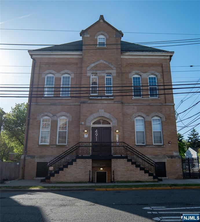 Orange, New Jersey 07050, United States, 2 Bedrooms Bedrooms, ,1 BathroomBathrooms,Residential,Pending,122500 Orange, New Jersey 07050, United States, 2 Bedrooms Bedrooms, ,1 BathroomBathrooms,Residential,Pending,122500