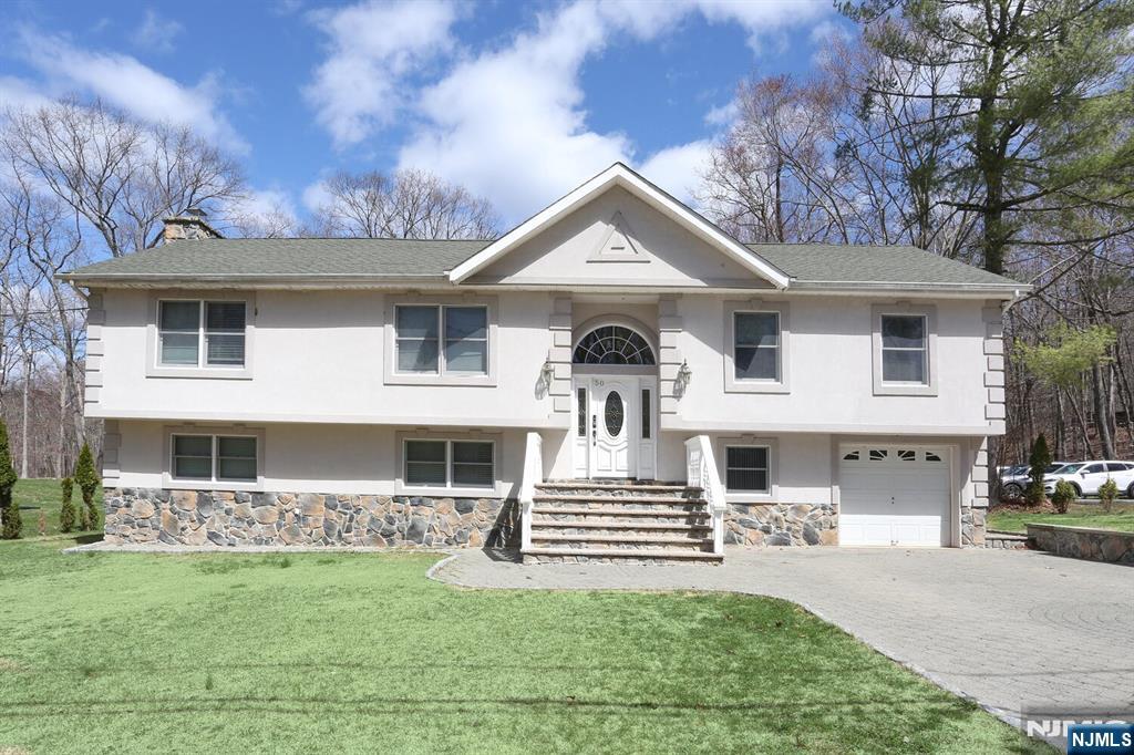 50 Roger Court, Ringwood, New Jersey - 4 Bedrooms  
3 Bathrooms  
9 Rooms - 